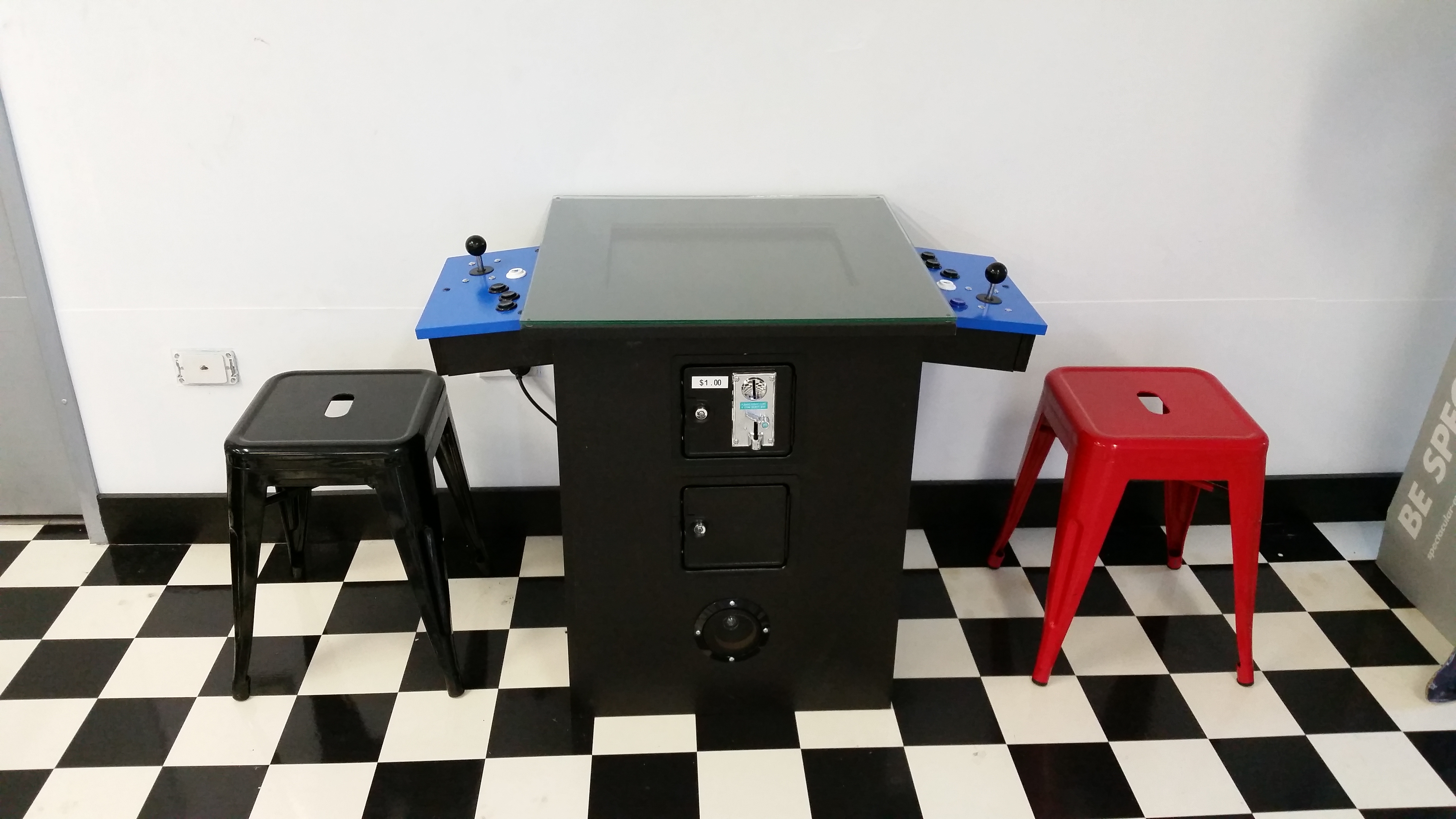 Coin Machine Turn Table Retro Arcade Games